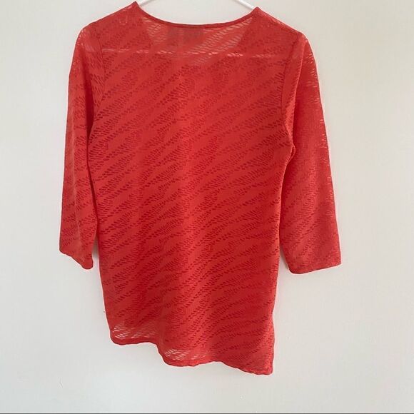 Chico’s size 0 = Small blouse 3/4 sleeve asymmetrical hem crew neck - Picture 6 of 6